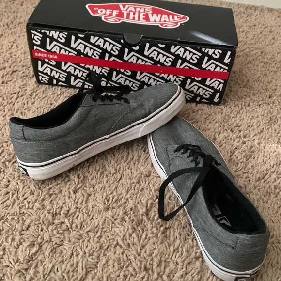 Vans size 9 - Picture 2 of 2